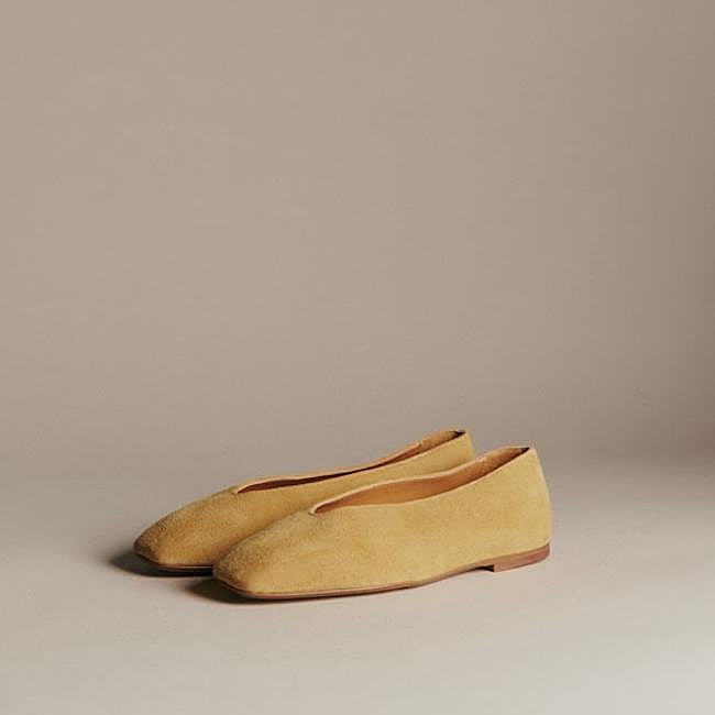 Bailarinas en amarillo de ante de Sézane.