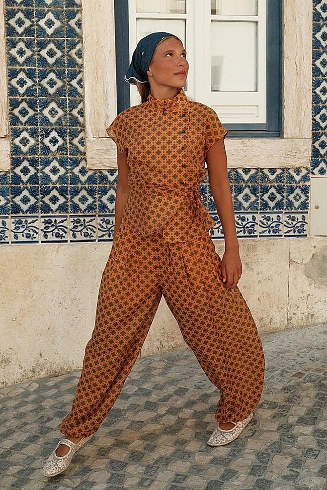 Blusa estampada de Zara (25,99 euros)