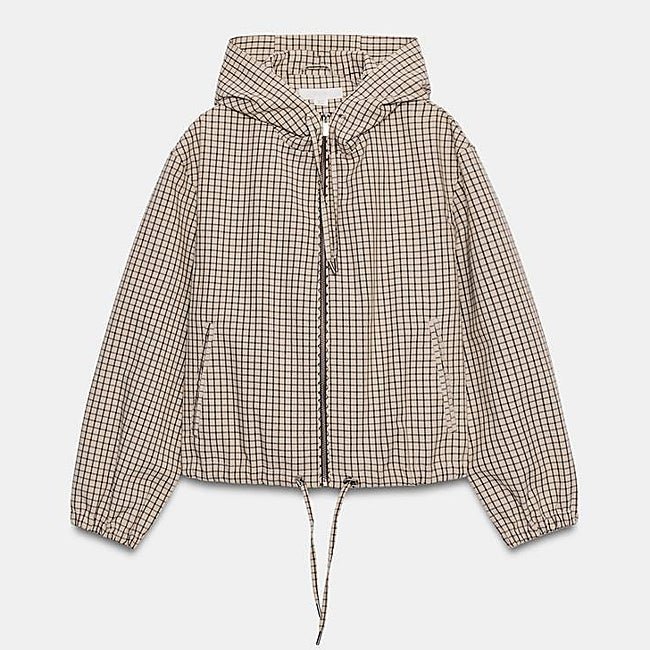 Chaqueta con estampado de cuadros de Mango (39,99 euros)