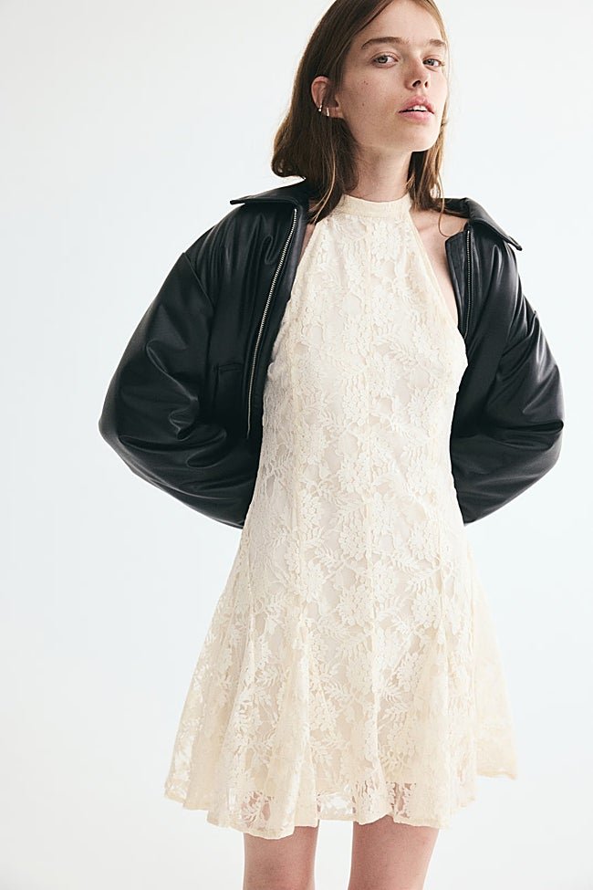Vestido blanco de H&M (29,95 euros)