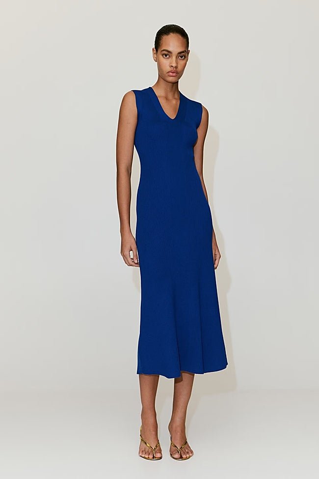 Vestido azul de Mango (29,99 euros)