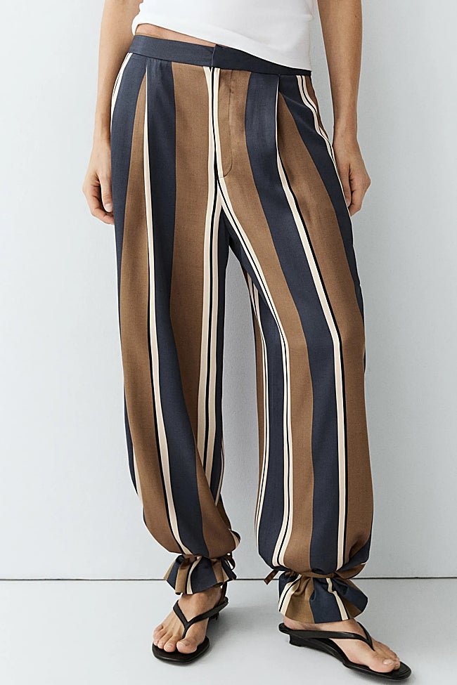 Pantalón estampado de Massimo Dutti (79,95 euros)