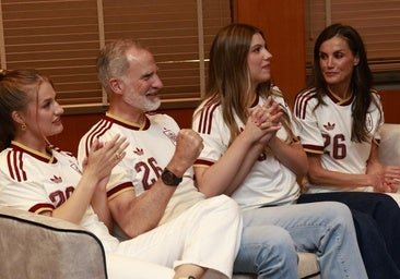 La historia de los vaqueros que Felipe VI llevó para animar a España en el Mundial