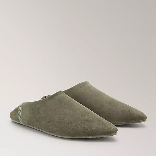 Mules de ante de Mango, 29,99 euros.