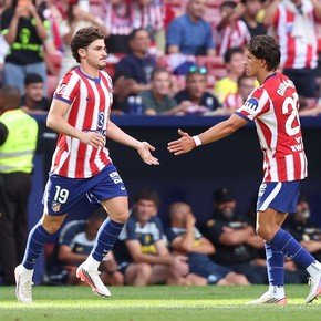 La fuerte banca de Giuliano Simeone para Julián Álvarez: "Vamos a morir por él"