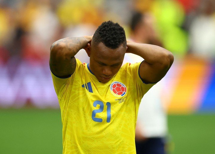 Campaz con Colombia y con deseos de jugar en el exterior.