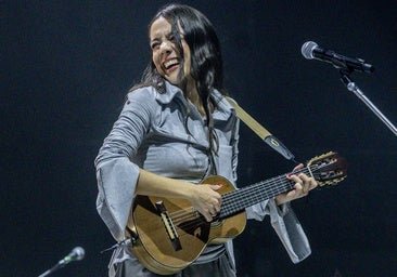 Valeria Castro, Premio Mujerhoy Futura Unlocked a la música: «Quiero que quien me escuche se sienta acompañado»