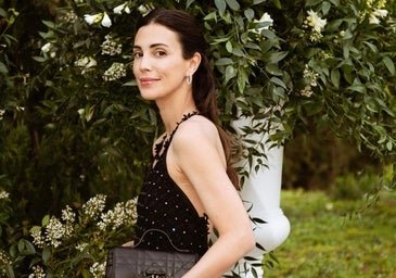 Se puede vestir elegante aunque haga calor: los seis looks de Sassa de Osma que lo demuestran