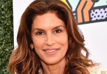 El bikini de los años 90 que enamoró a Cindy Crawford regresa y esta firma española lo vende con descuento