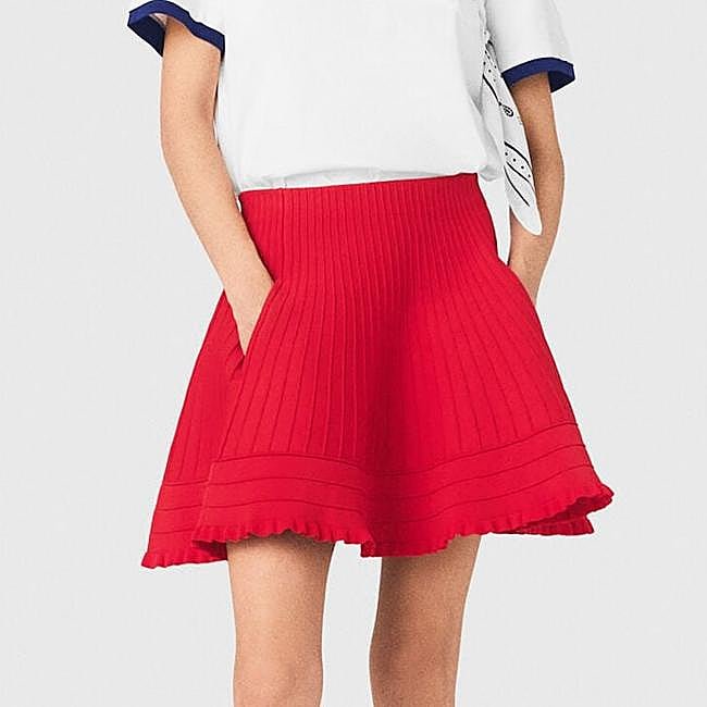 Falda plisada roja de Maje, 136,50 euros.