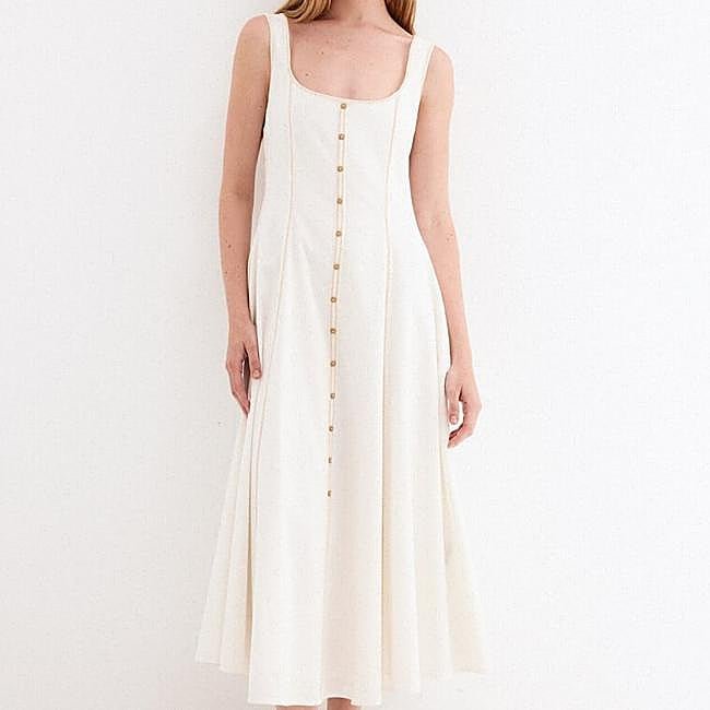 Vestido midi con botones de Pedro del Hierro, 89 euros.