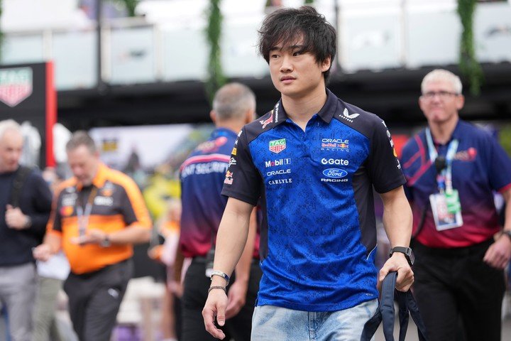 Yuki Tsunoda vuelve a manejar un Fórmula 1.