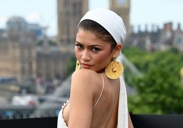 Zendaya conquista el Olimpo: una estilista analiza los espectaculares looks de La Odisea que han dado la vuelta al mundo