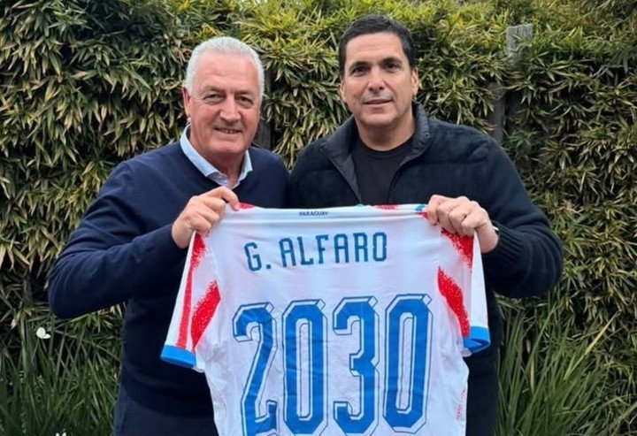 El vínculo tiene duración hasta después del siguiente Mundial. 