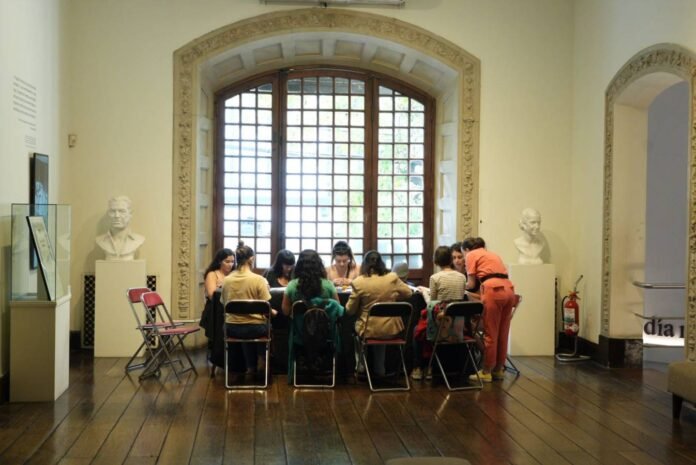 Bordadoras en el Museo: diez años de encuentros y una trama que sigue creciendo