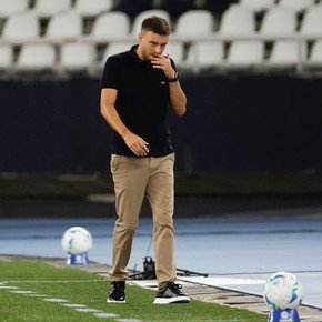 El DT argentino que enfrenta a Mourinho en el Bernabéu: qué dijo Martín Anselmi