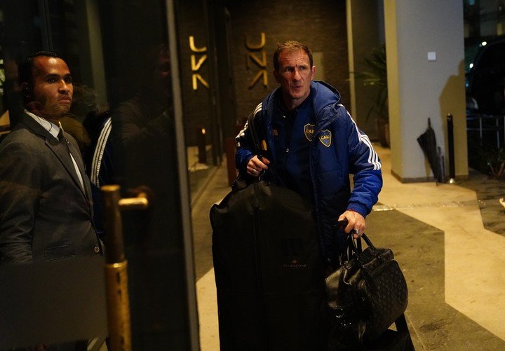 El Vasco viajó con el 11 casi definido. (Marcelo Carroll)