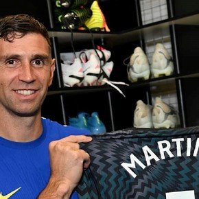 Cambio de aires en Chelsea: la decisión que tomó Dibu Martínez antes de enfrentar al Arsenal