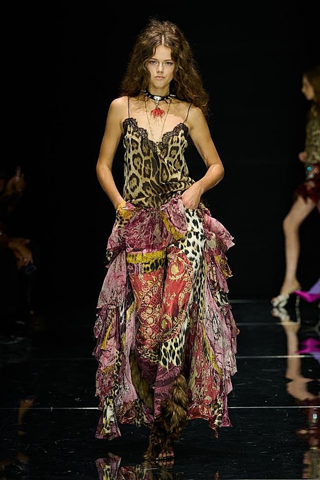 Look de Roberto Cavalli durante la Semana de la Moda de Milán.