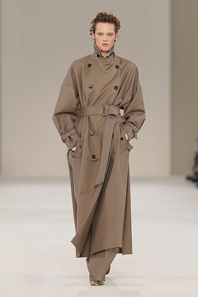 Look del desfile de Max Mara durante la Semana de la Moda de Milán.