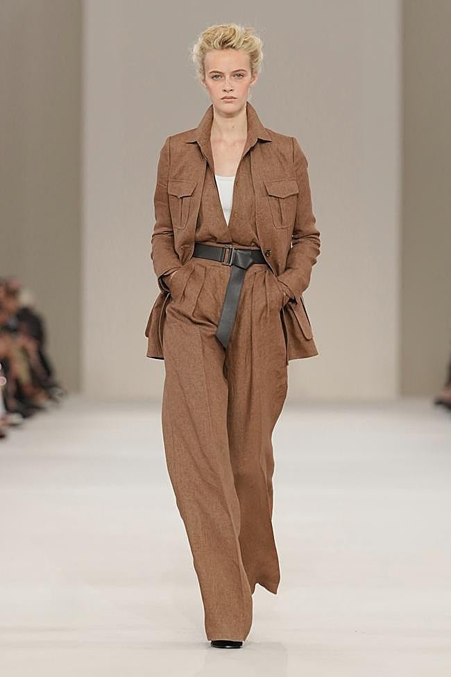 Look del desfile de Max Mara durante la Semana de la Moda de Milán.