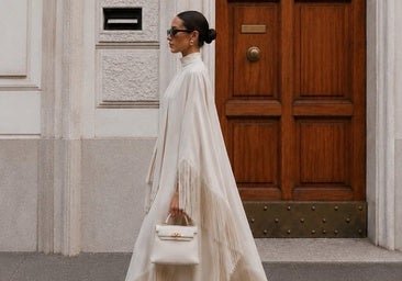 Las chicas más elegantes nos han devuelto las túnicas: cómo llevarlas y las más bonitas