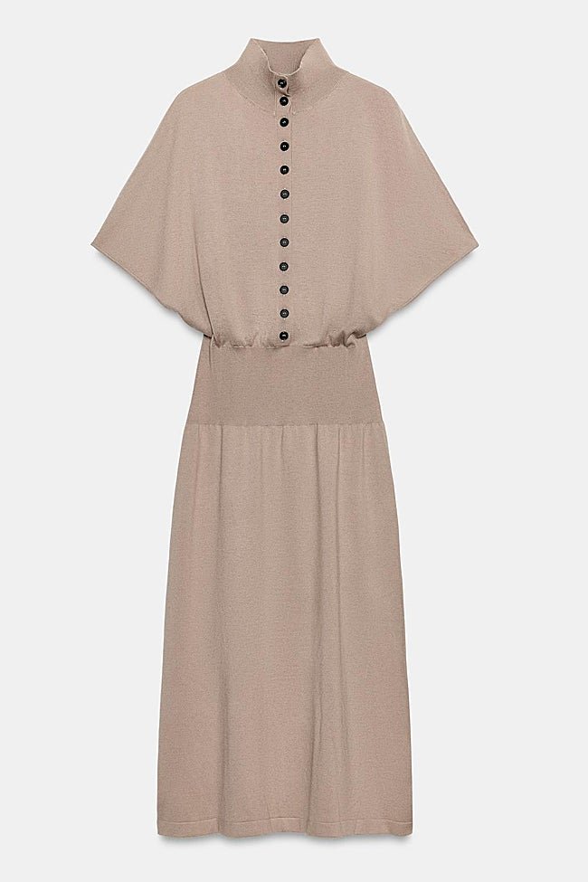 Vestido de punto de Zara (35,99 euros)