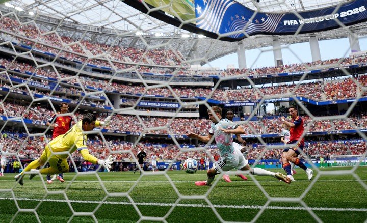 Su último partido con Béligica fue en la caída por los cuartos de final ante España en el Mundial 2026.