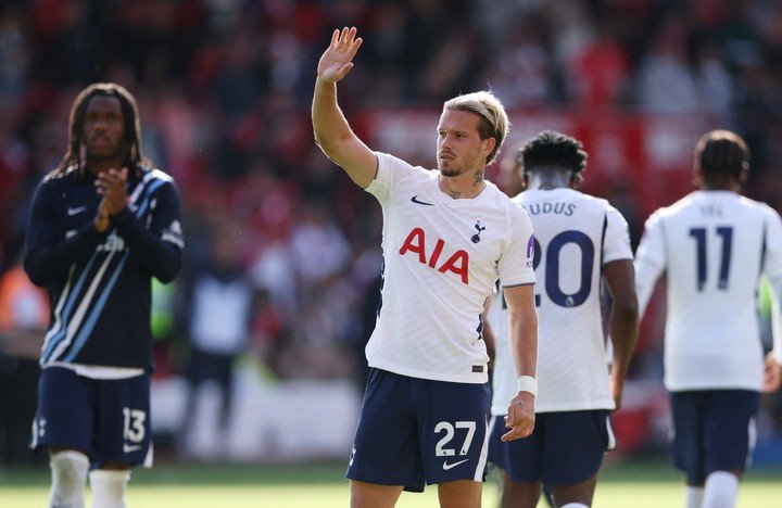 Mudryk ante Nottingham Forest. (Reuters)