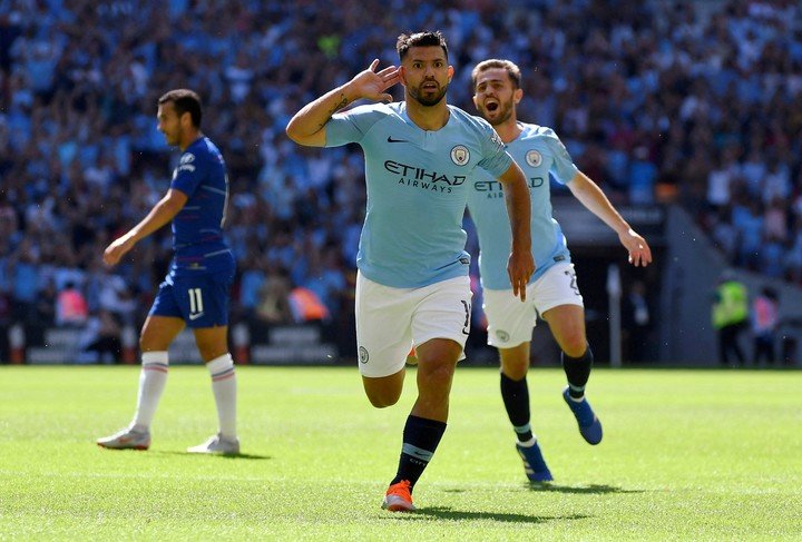 Agüero y uno de sus más de 250 goles en el City: es el máximo goleador del Manchester (Reuters / archivo).