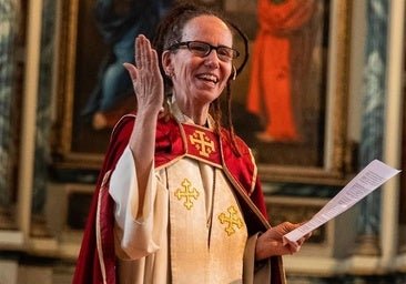 Quién es Sunniva Gylver, la obispa que presidirá el funeral de Harald de Noruega: cultos con yoga, rastas y vegetarianismo