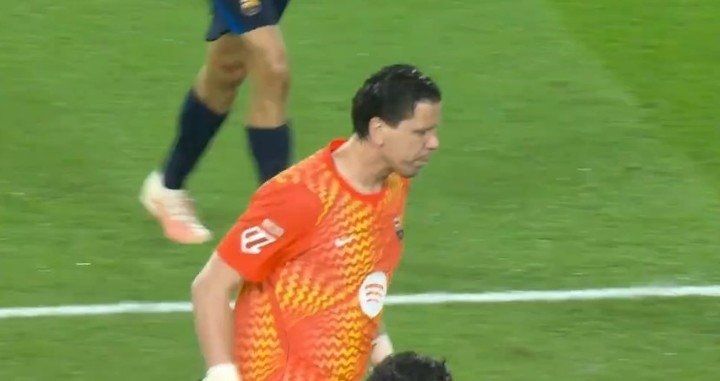 Blooper del arquero de Barcelona.