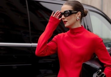 ¿Es el rojo el color que más favorece del mundo? Manual de uso del mejor truco de estilo