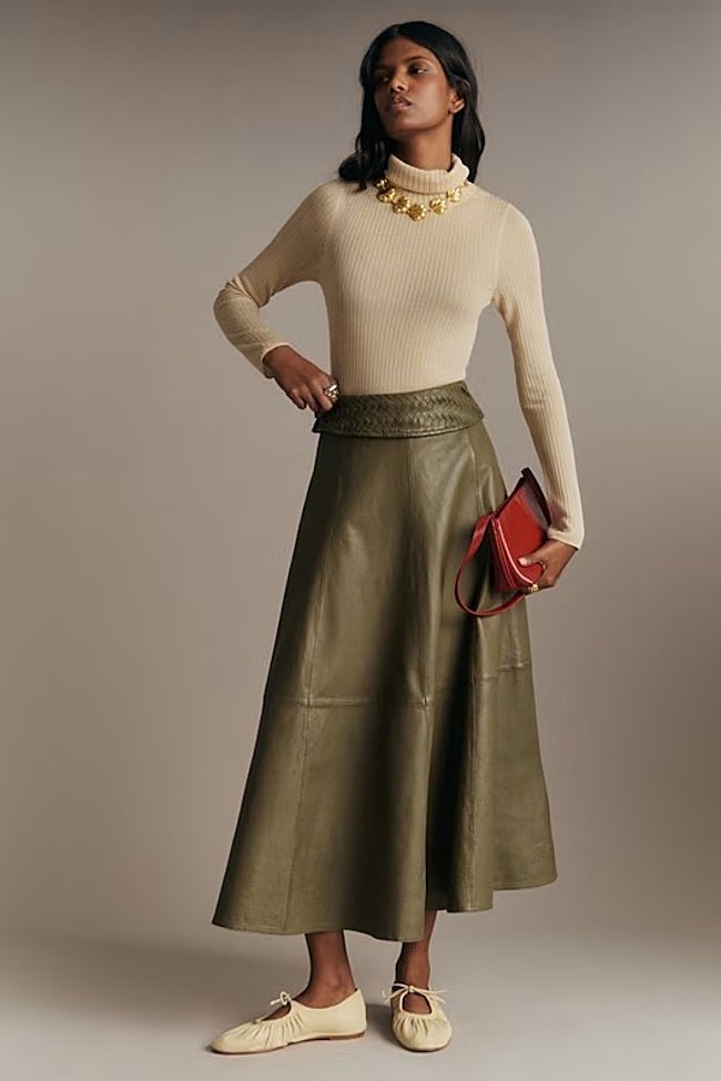 Falda de piel de Sézane (370 euros)