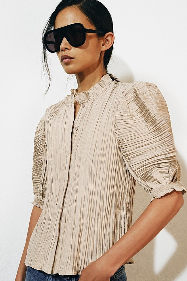Camisa de manga corta de Zara (35,99 euros)