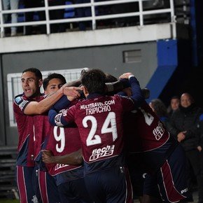 Insua llegó al país y confirmó su vuelta a San Lorenzo: