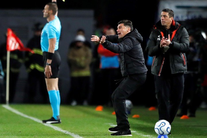 El Cacique en la serie vs Universidad Católica en octavos de Libertadores. EFE/ Demian Alday
