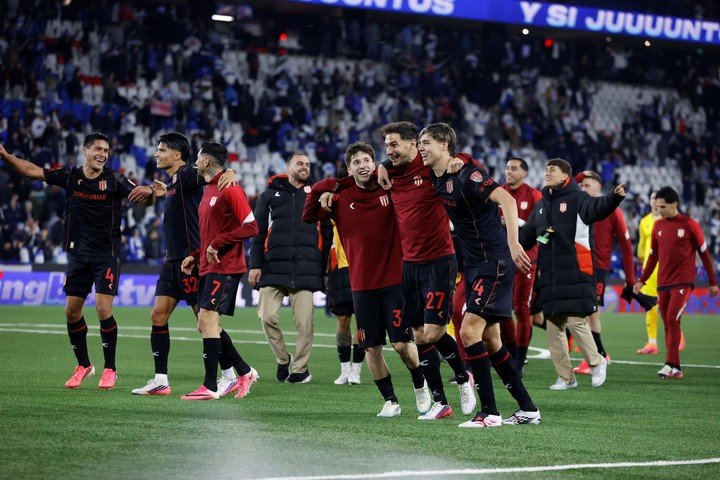 Estudiantes va en busca de la semifinal de la Libertadores. (EFE/ Elvis González)