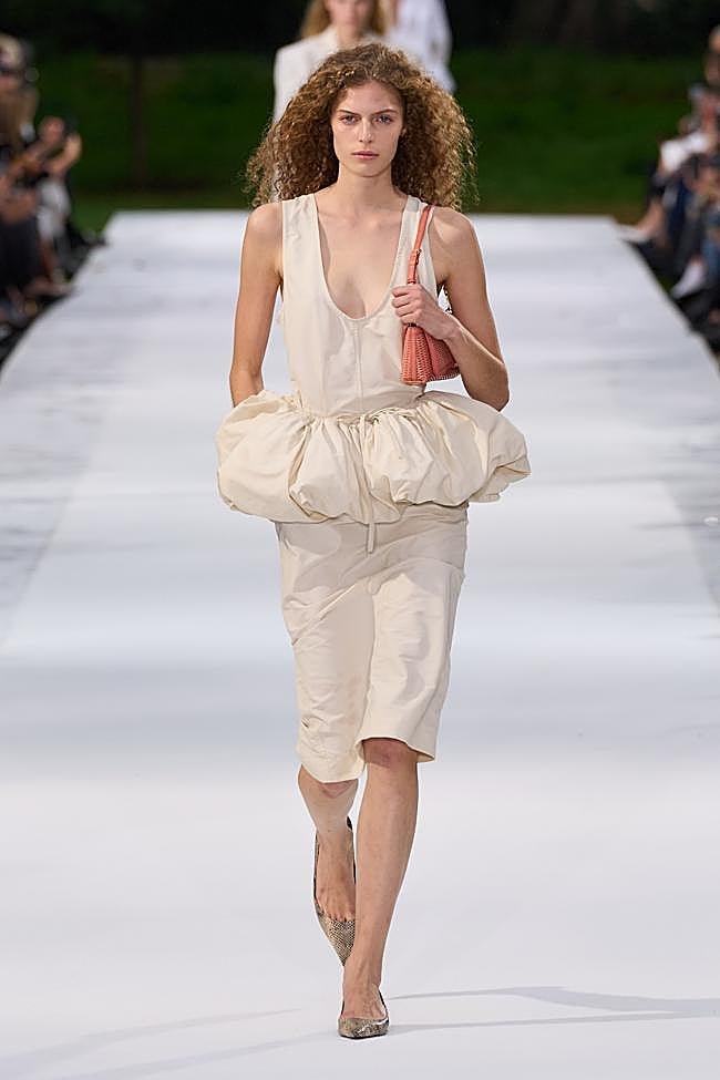 Look de Stella McCartney durante la Semana de la Moda de París.
