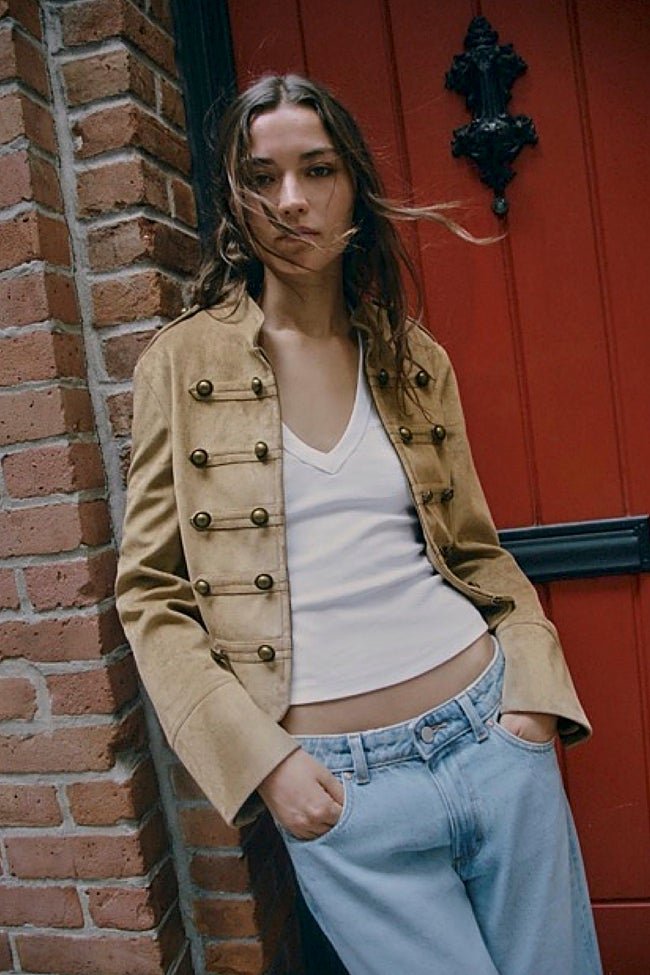 Chaqueta de ante de Zara (39,99 euros)