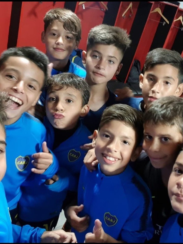 Las fotos de la vida y un mensaje emocionante de la mamá de Leonel Flores por la convocatoria a la Selección