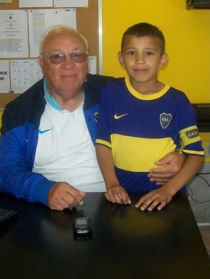 Las fotos de la vida y un mensaje emocionante de la mamá de Leonel Flores por la convocatoria a la Selección
