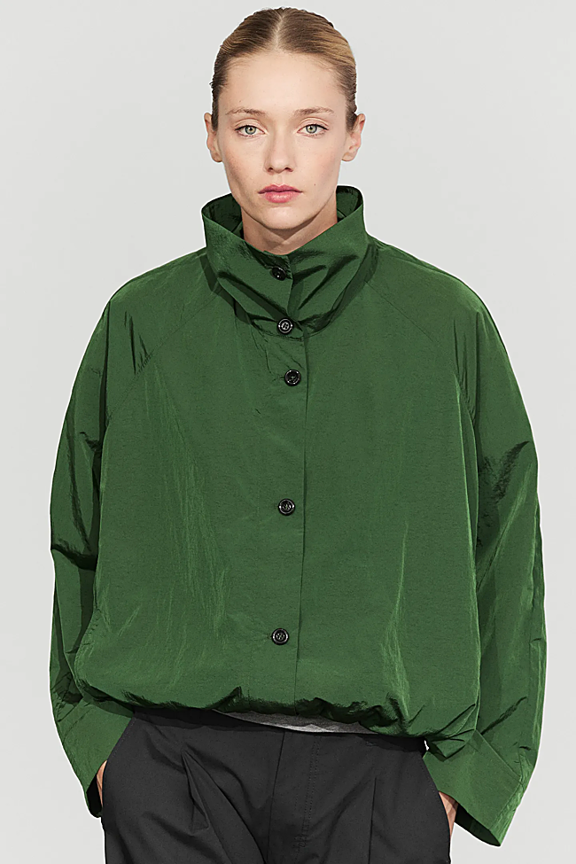 La chaqueta de Massimo Dutti (99,95 euros).
