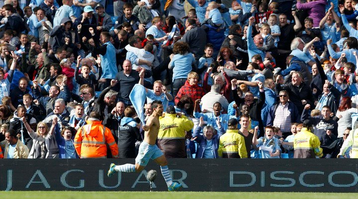 La Premier obtenida con el gol agónico del Kun es una de las que entra en ese período investigado. (Foto: Reuters)
