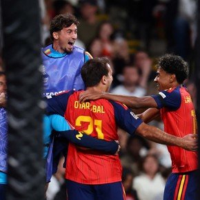 España, a full: le ganó a Inglaterra en el regreso post Mundial y estiró su increíble invicto