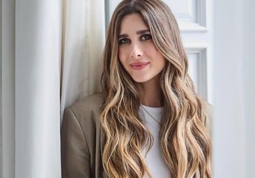 Mercedes Ron, autora del fenómeno juvenil Culpa mía, presenta Marfil: «Ester Expósito era Marfil, lo tuve muy claro desde el principio»