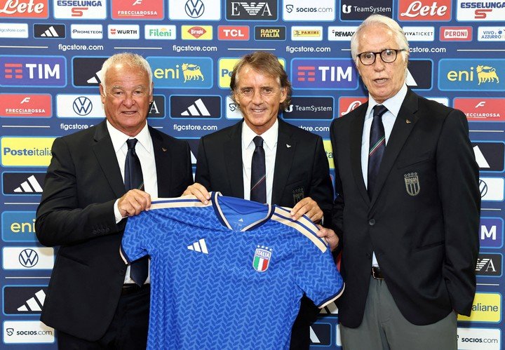 Roberto Mancini presentado como nuevo director tecnico de Italia (REUTER)