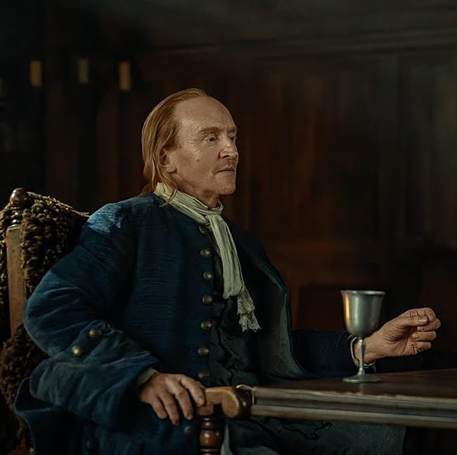 Tony Curran como Lord Lovat en una imagen de Outlander: sangre de mi sangre.