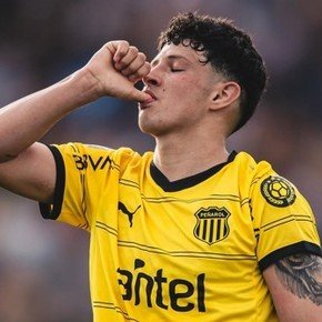 El golazo de Jaime y un error puntual de Pezzella en la victoria de Peñarol frente a Cerro
