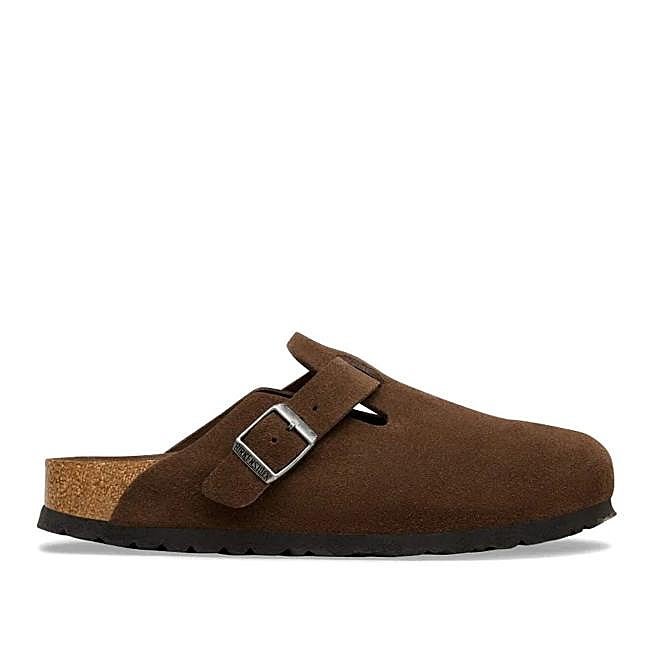Mules marrón chocolate de Birkenstock, 126 euros.